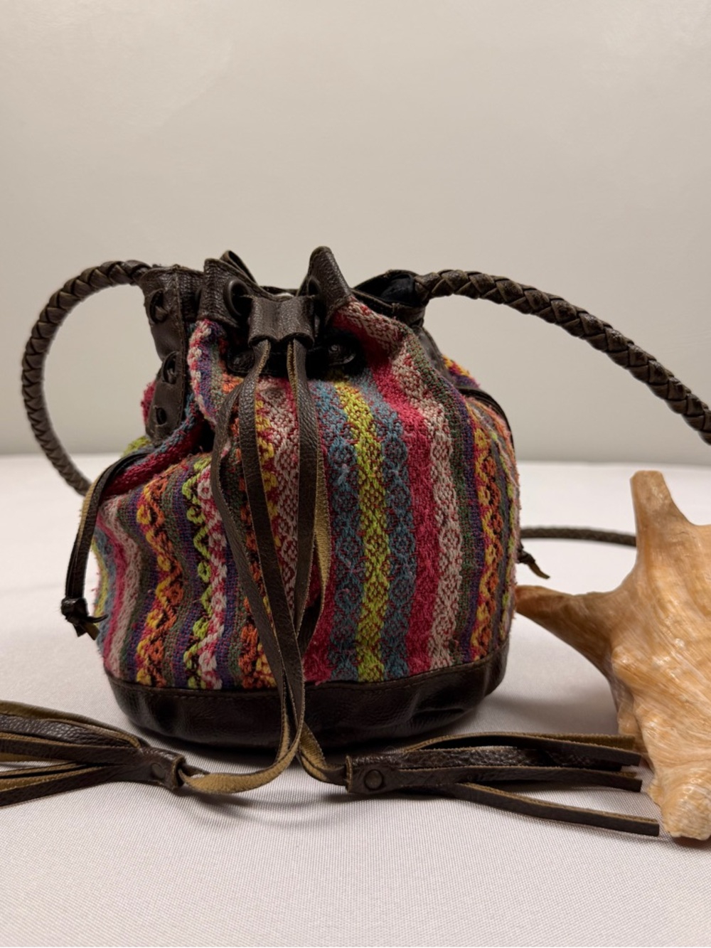 Vintage Y2K Billabong Multicolor Woven Bucket Bag with Braided Strap and Tassel